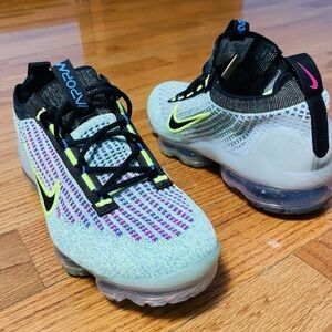 Nike Air VaporMax 2021 FK (GS) Volt Photo Blue (DX3367-700) Size 6.5Y / 8 Women